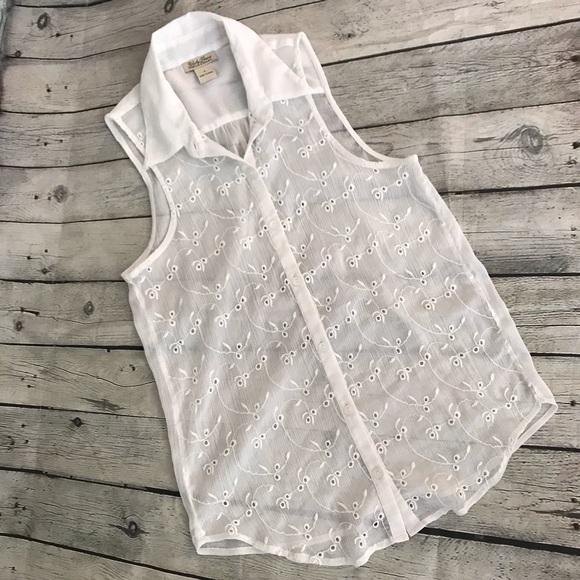 Lucky Brand Tops - LUCKY BRAND SLEEVELESS BUTTON DOWN BLOUSE SHEER S